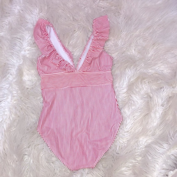 Red & white striped ruffle one piece swimsuit size medium - Picture 2 of 4